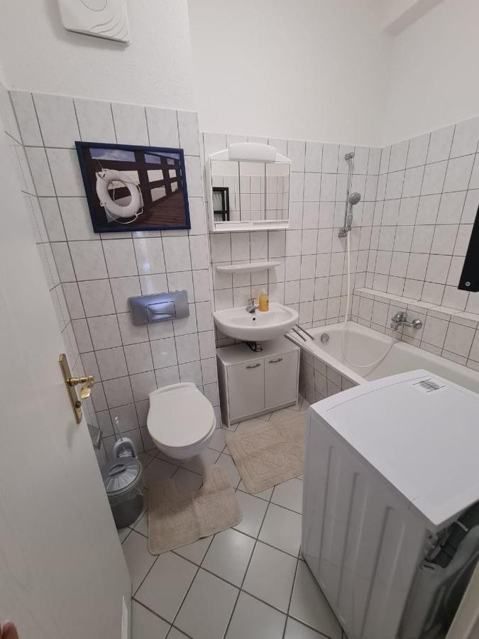 Flex Aparts - 2-Raum Wohnung In Zwickau Mit Balkon Dış mekan fotoğraf